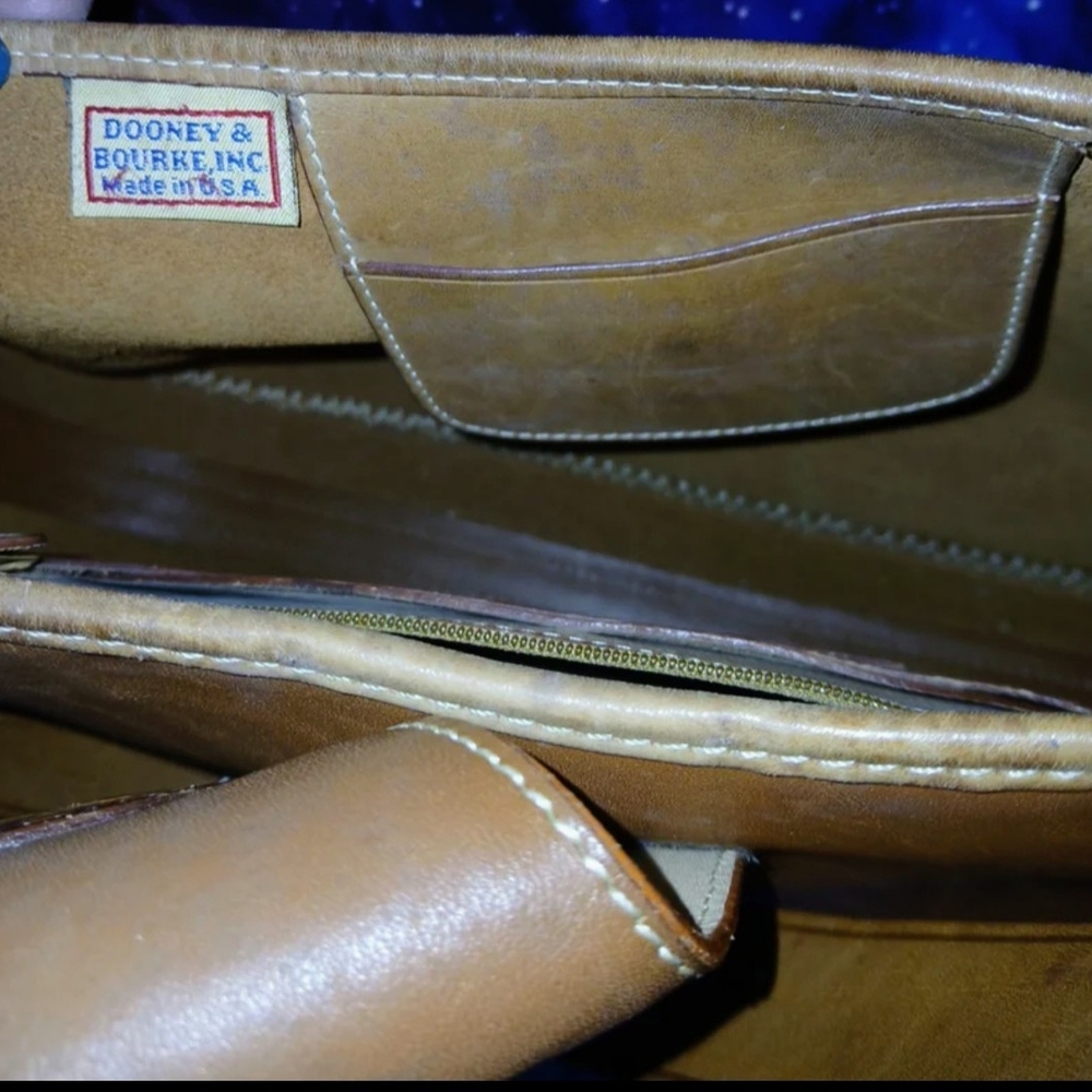 Dooney & Bourke Tan Leather Shoulder Bag - Picture 10 of 12